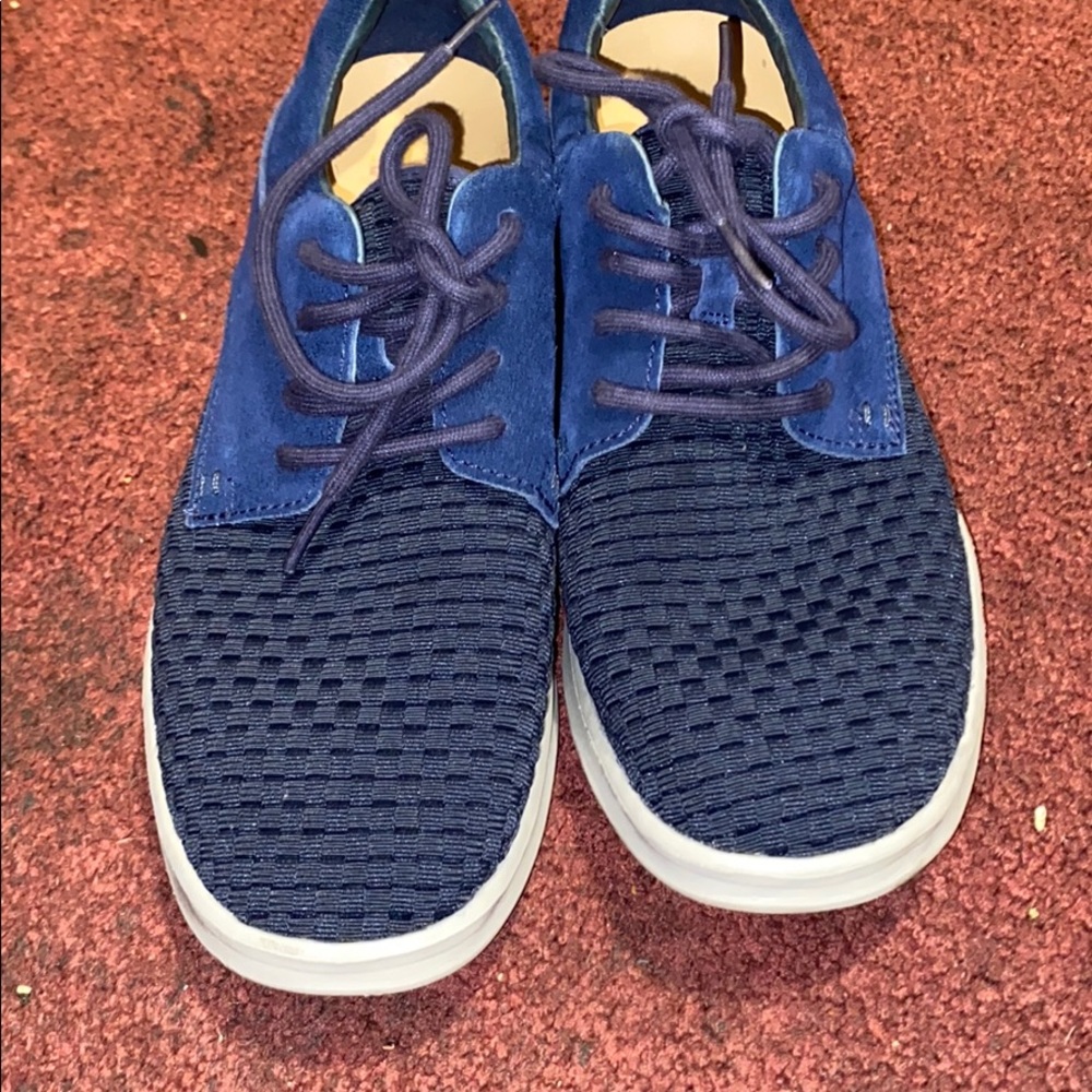Men ugg’s sneakers